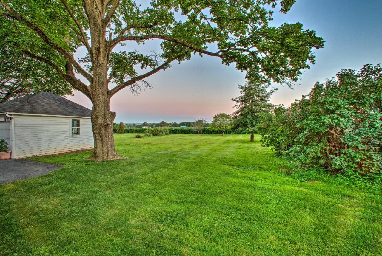 Whimsical Lancaster House With Porch Near Amish Farm Βίλα Εξωτερικό φωτογραφία